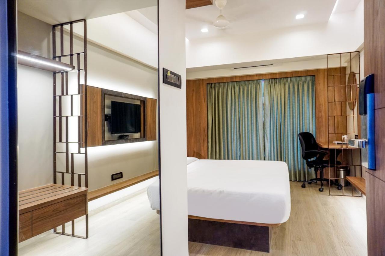 Hotel Olten Мумбаи Экстерьер фото