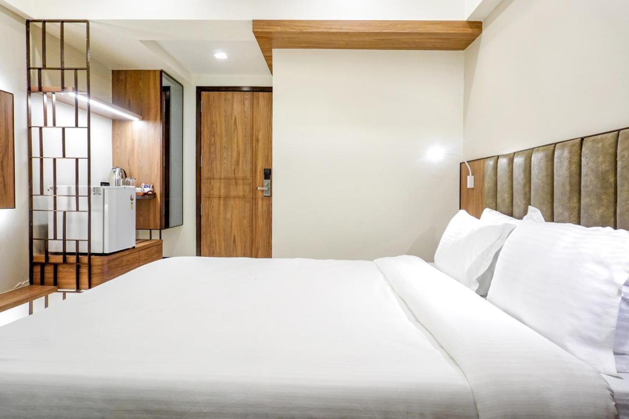Hotel Olten Мумбаи Экстерьер фото