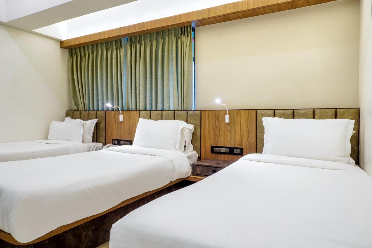 Hotel Olten Мумбаи Экстерьер фото